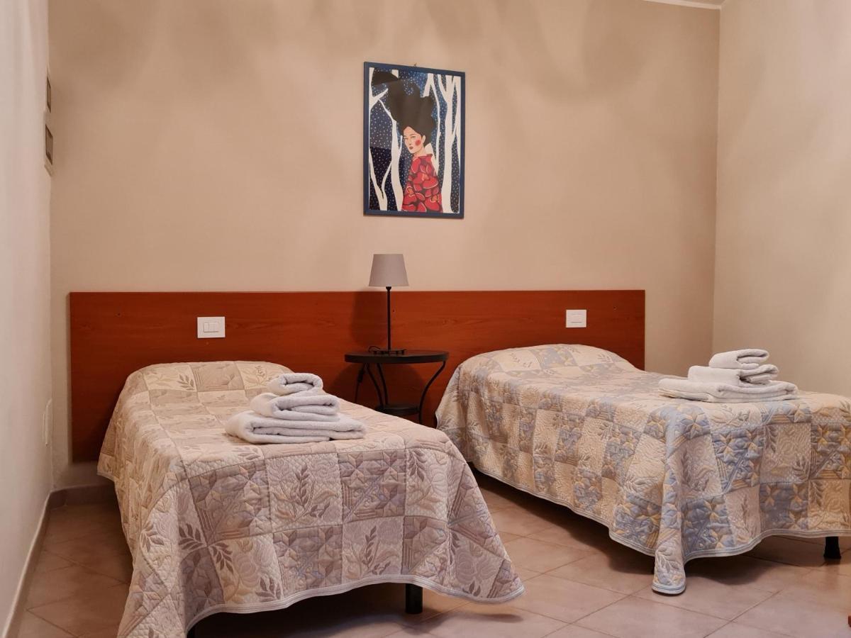 Апартаменти Casa Colonna Монтегротто-Терме Екстер'єр фото